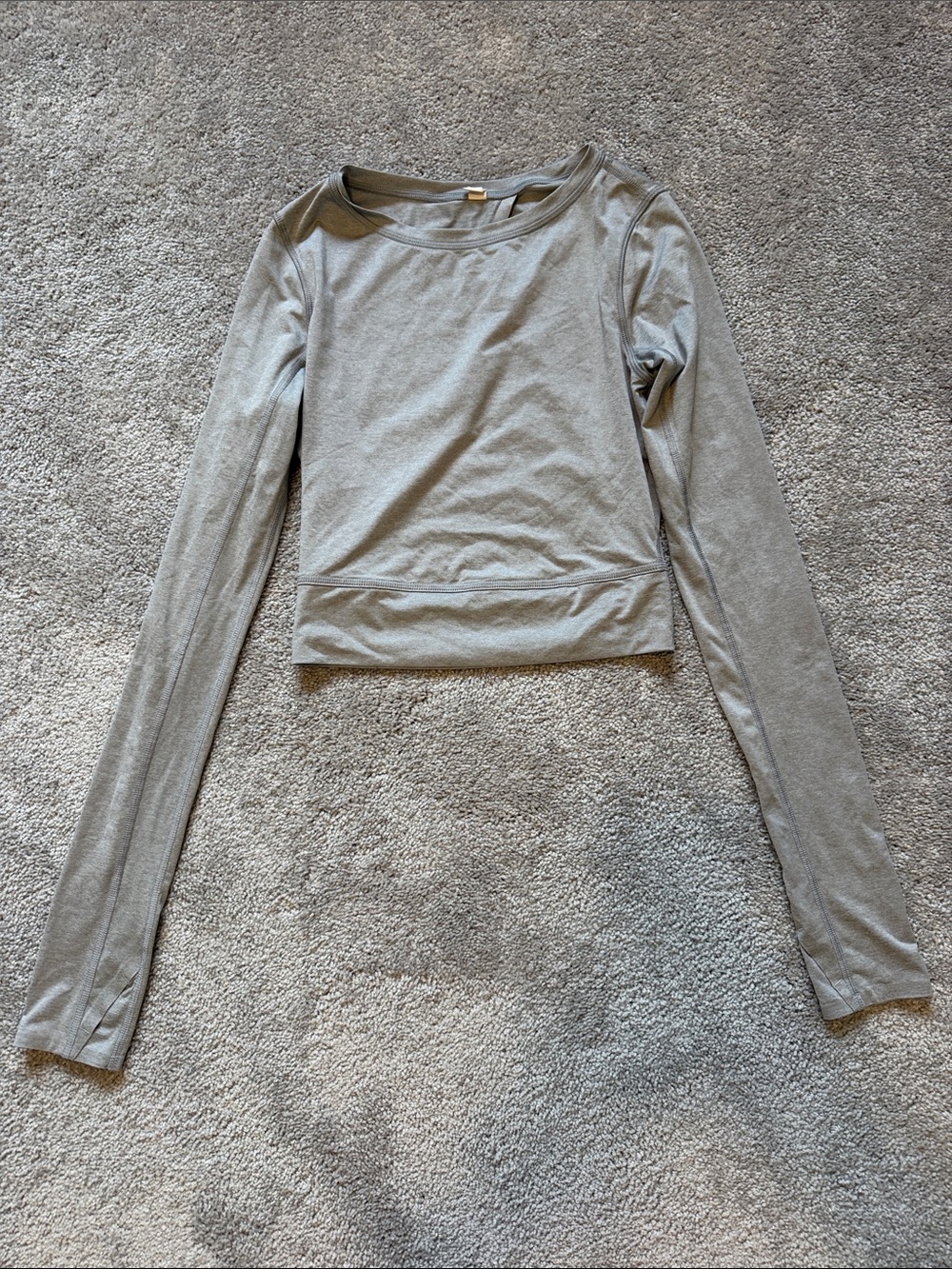 Under Armour Gray Long-Sleeve Crop Top